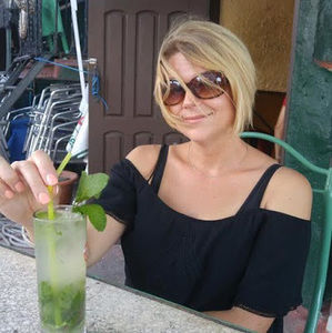 Meet your Posher, Dawn